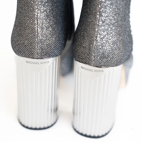 MICHAEL Michael Kors.Silver Platform Booties.Sz 8.5. - Picture 6 of 16